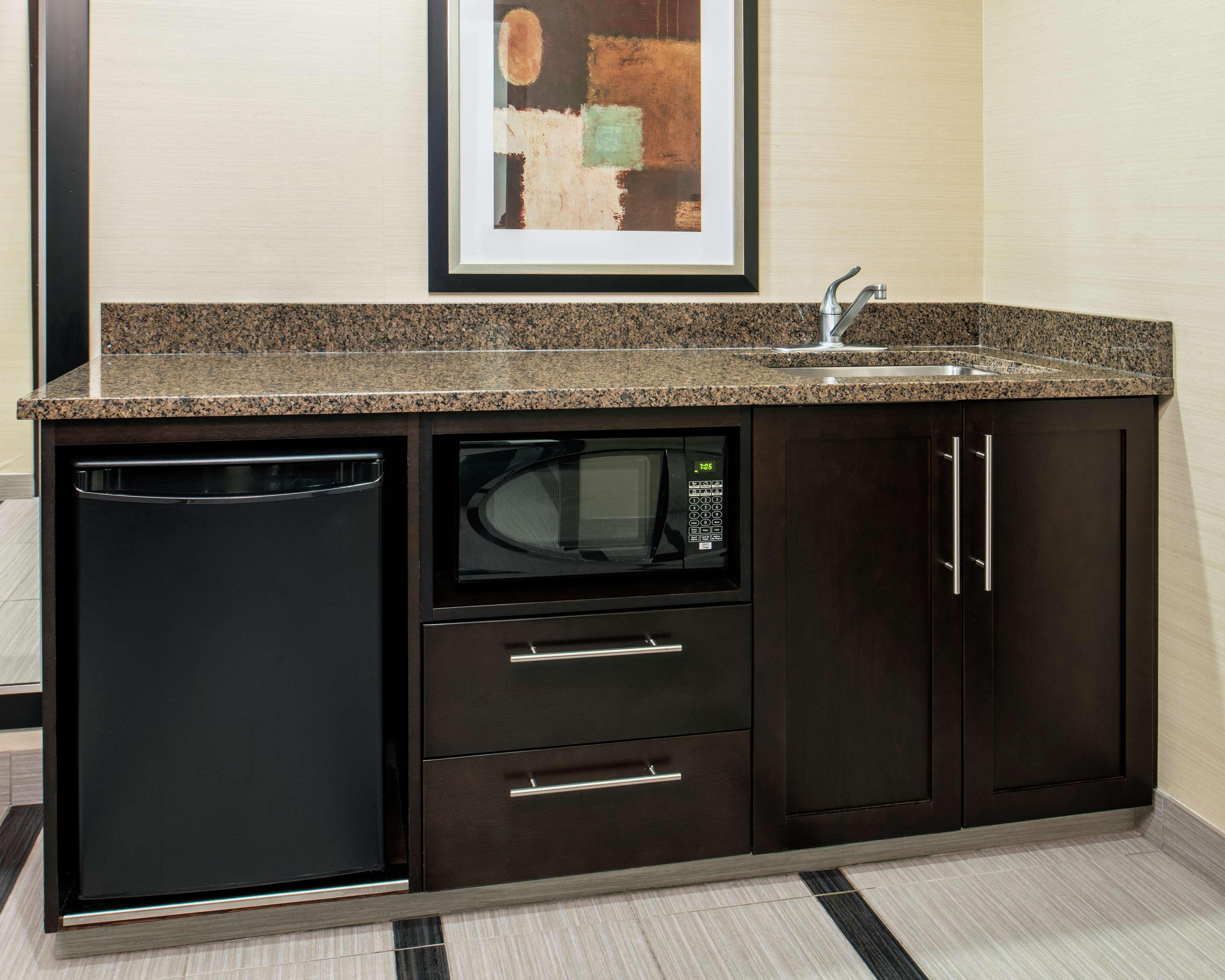 Hampton Inn By Hilton Уинипег Екстериор снимка