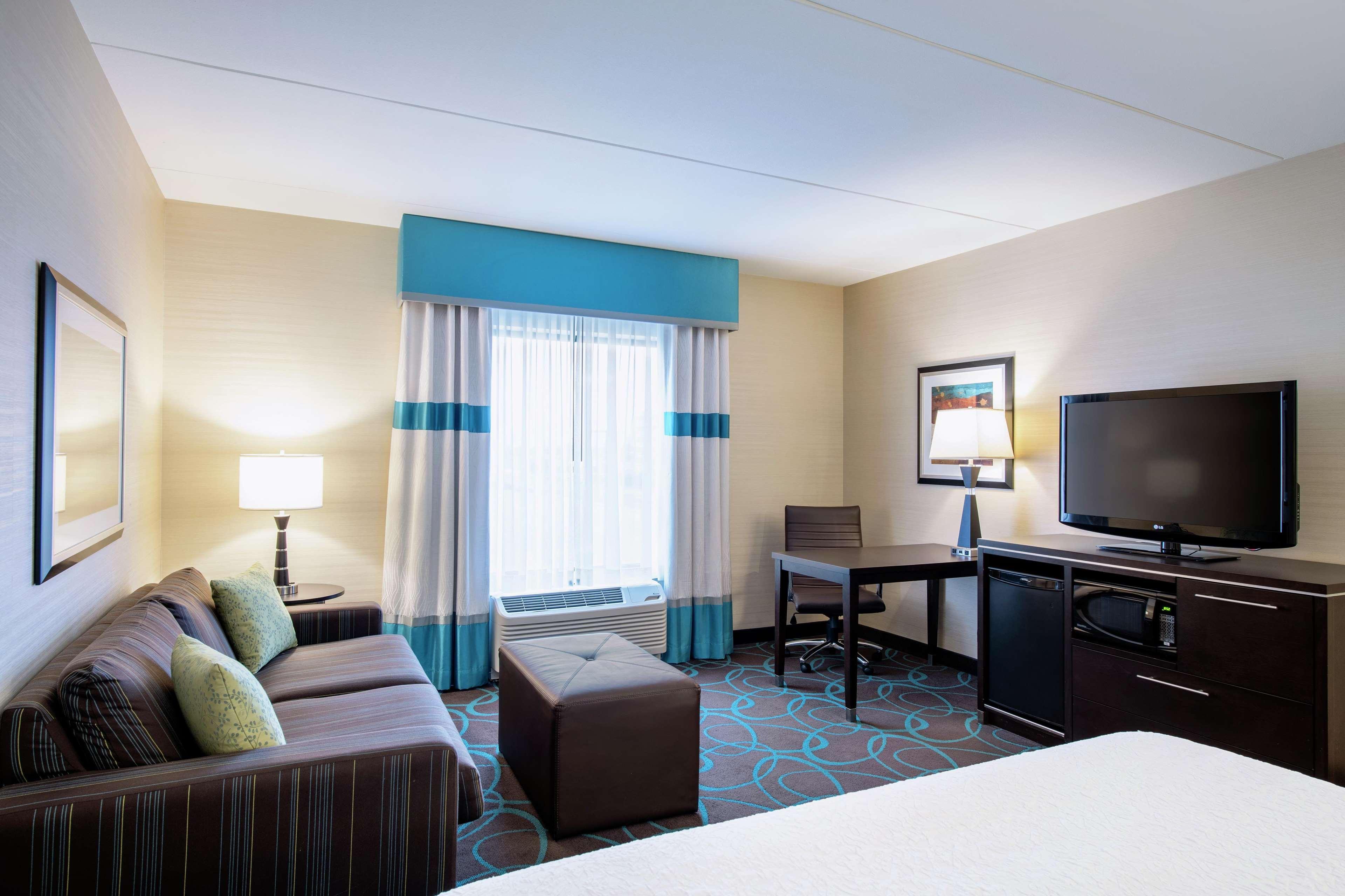 Hampton Inn By Hilton Уинипег Екстериор снимка