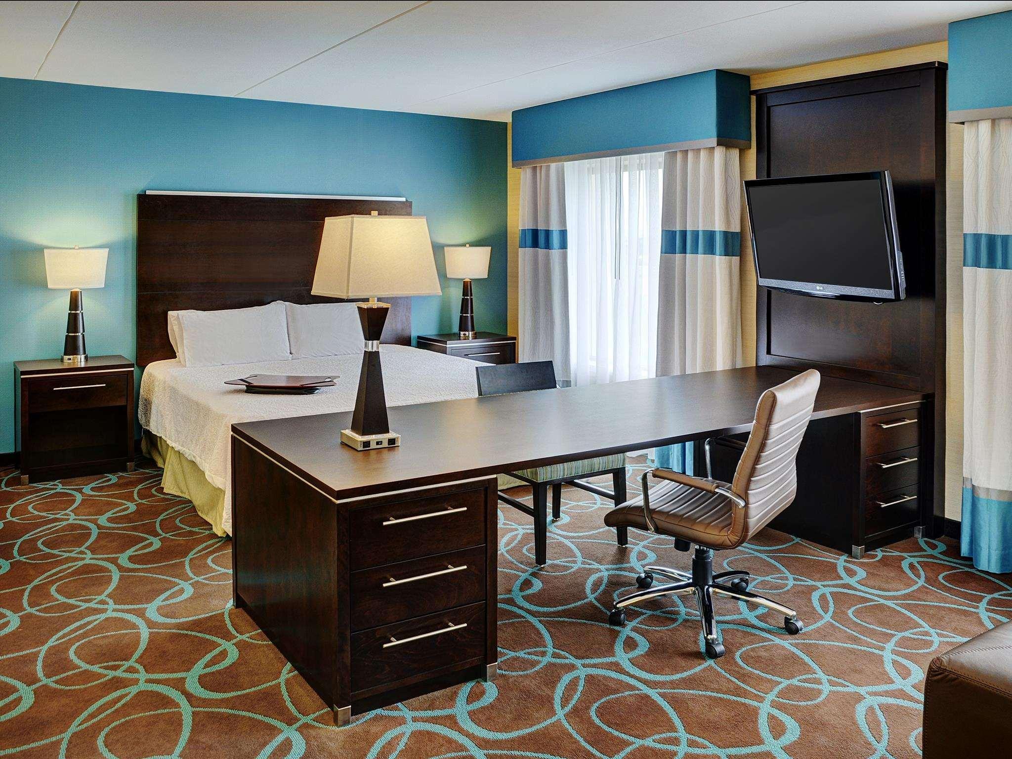 Hampton Inn By Hilton Уинипег Екстериор снимка