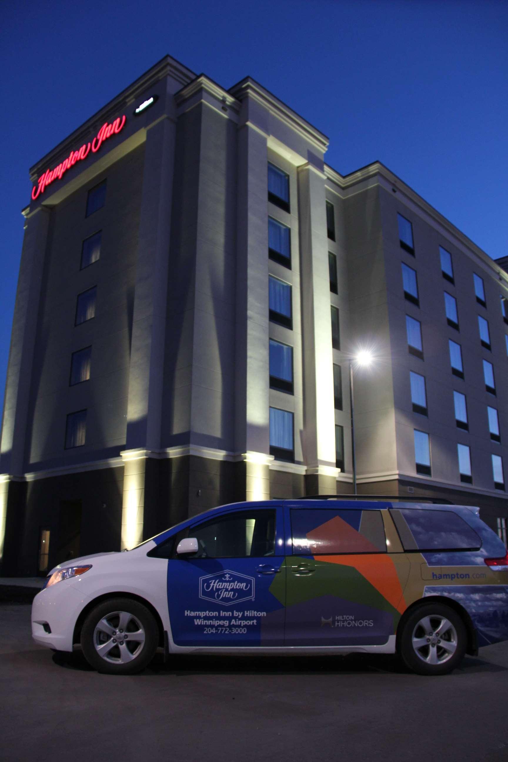 Hampton Inn By Hilton Уинипег Екстериор снимка
