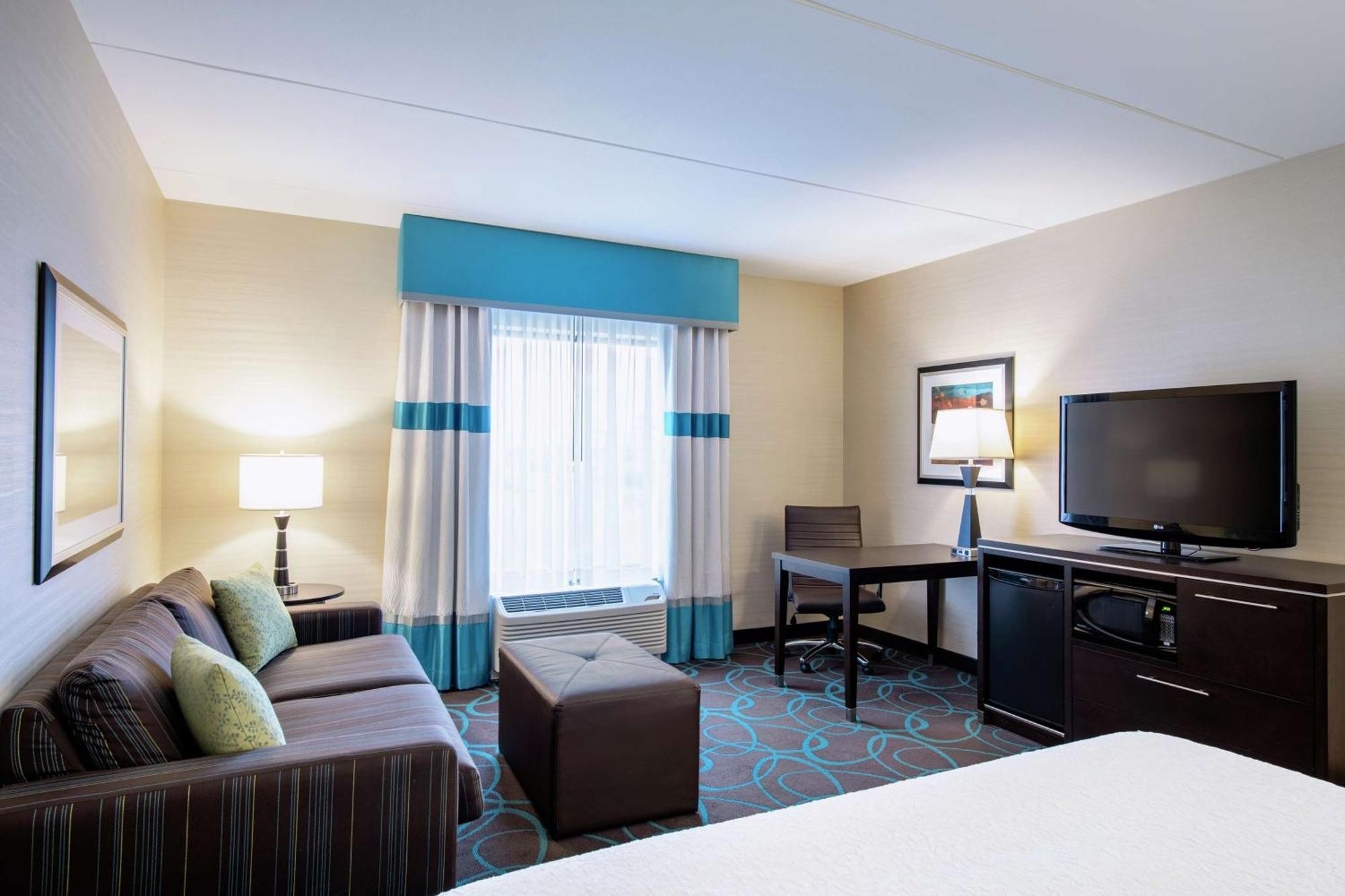 Hampton Inn By Hilton Уинипег Екстериор снимка